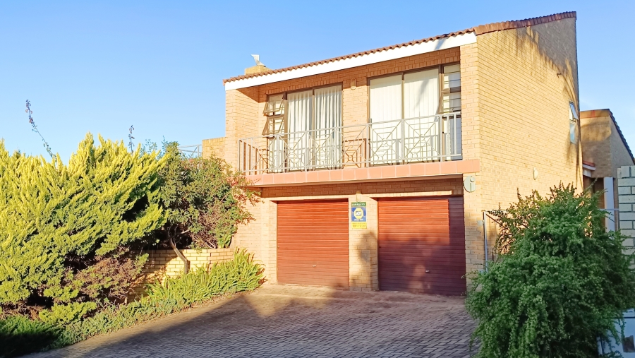 2 Bedroom Property for Sale in Wavecrest Eastern Cape